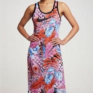 Nike Sportswear Women's Hyper Femme Dress size M